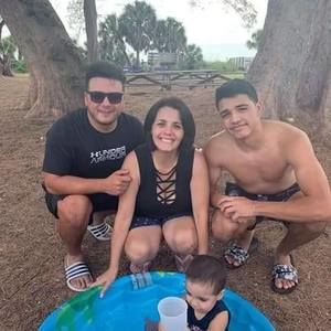 Meet your Posher, Eva